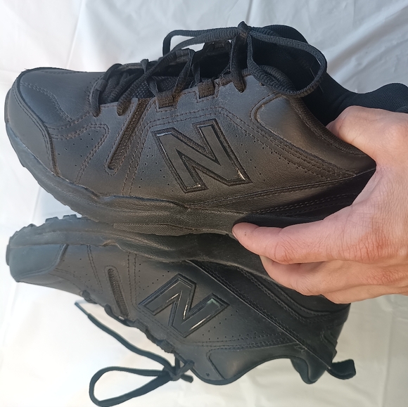 New Balance Black Tennis Shoes - Picture 4 of 5
